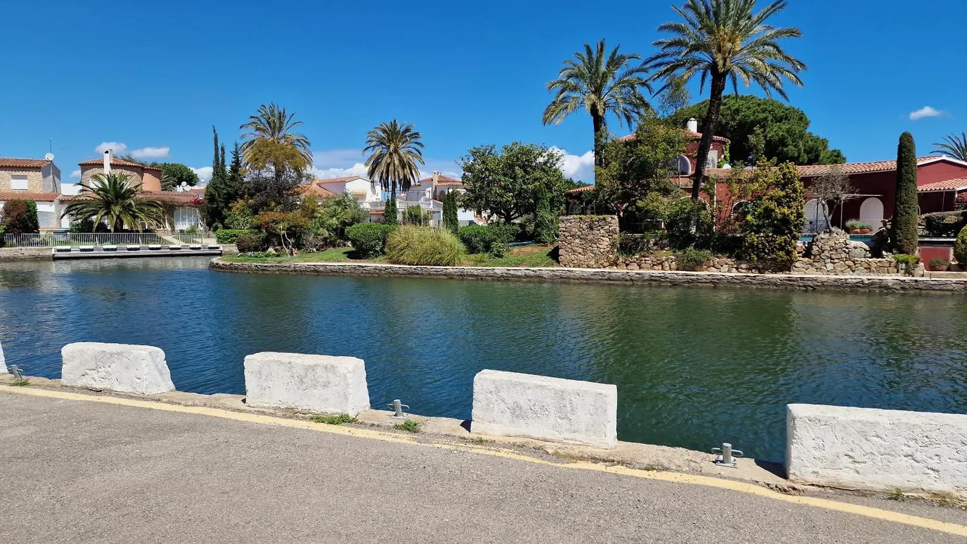 Apartamento Port Empuries-1 Empuriabrava 0*,  Spain